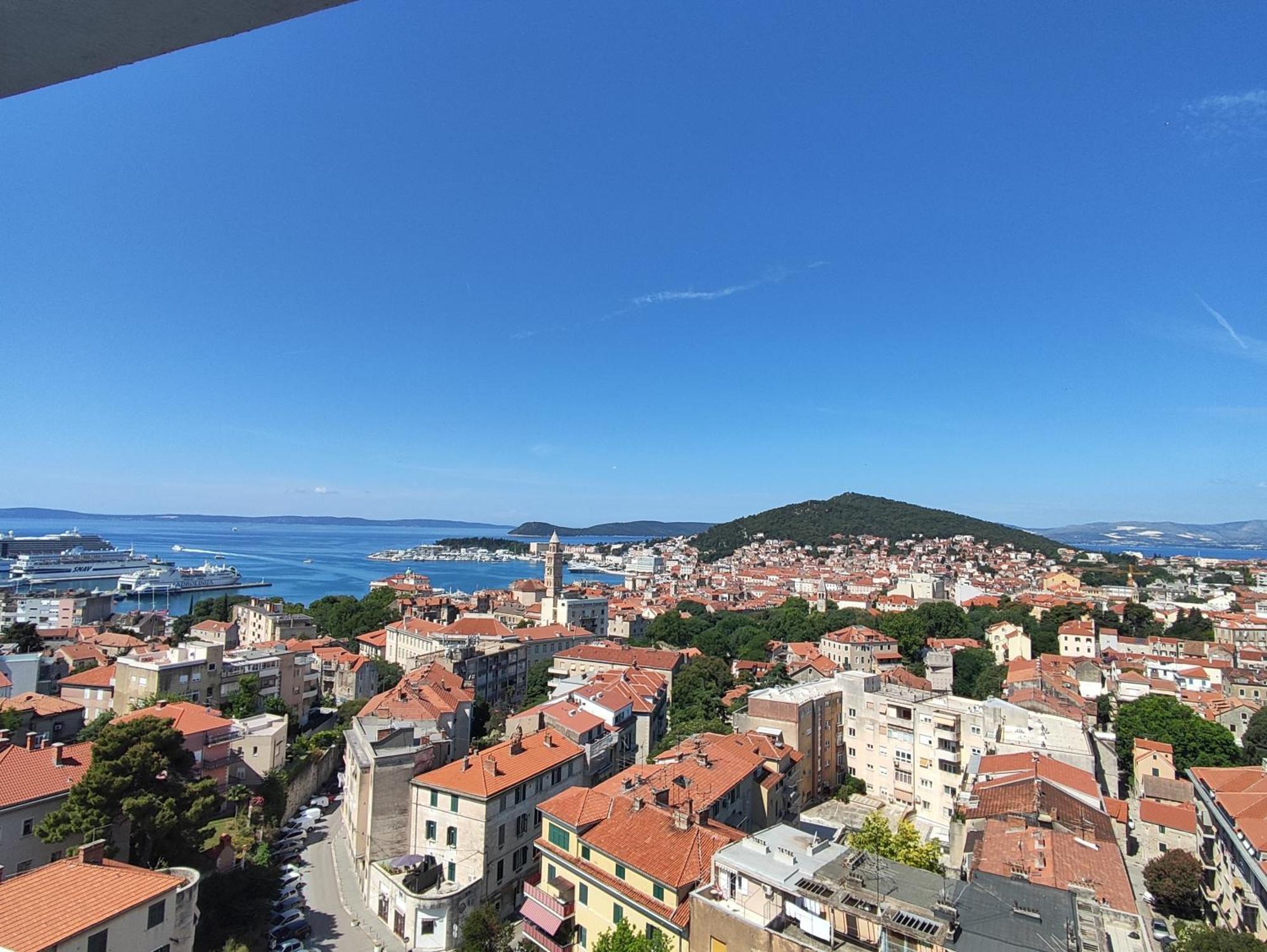 Astonishing View Apartment Split Exterior photo